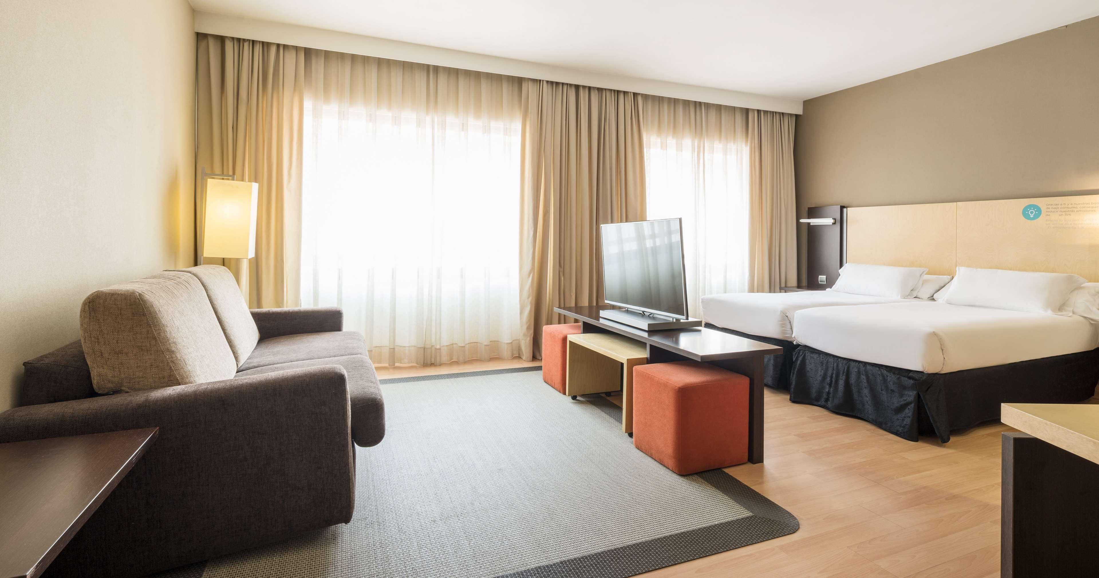 Ilunion Suites Madrid Dış mekan fotoğraf