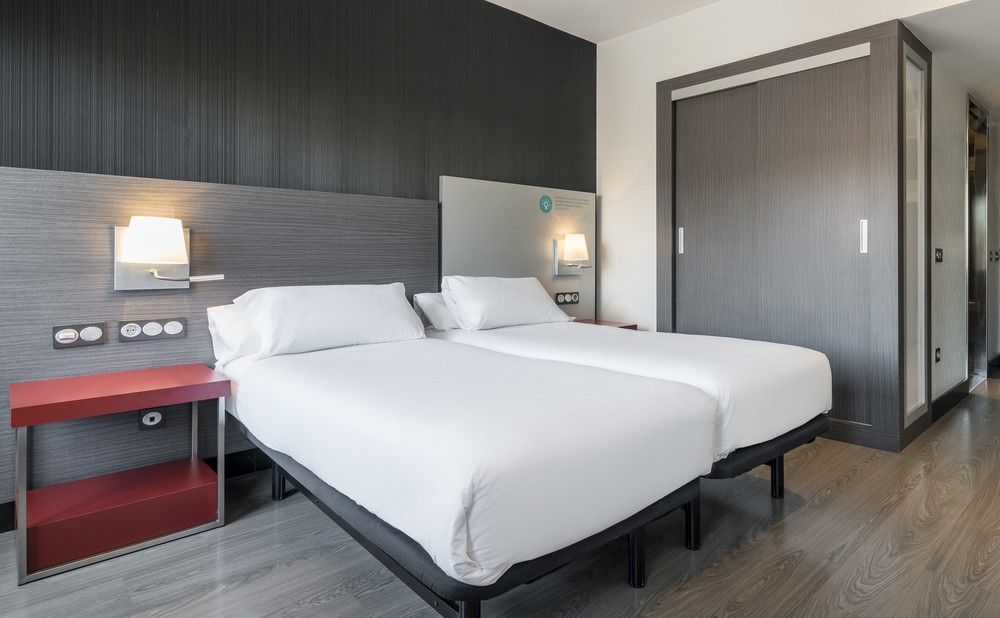 Ilunion Suites Madrid Dış mekan fotoğraf